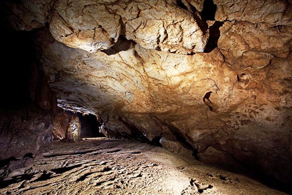 Frumuseţile de sub pământ 86478