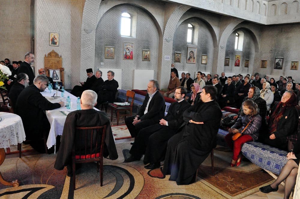 Căderea omului, „prilej de întoarcere spre drumul curăţiei“ 86416