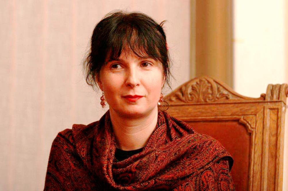 Un roman despre regimul comunist 86435