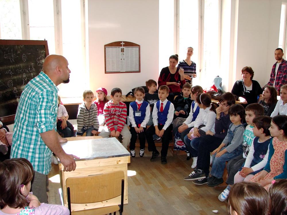 Micul apicultor, la Biserica „Sfânta Ecaterina” 86398