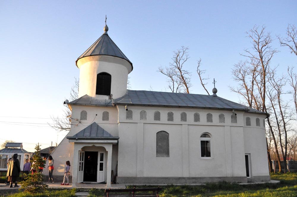 Sfântul Gheorghe, serbat în parohia Frăsuleni 86388