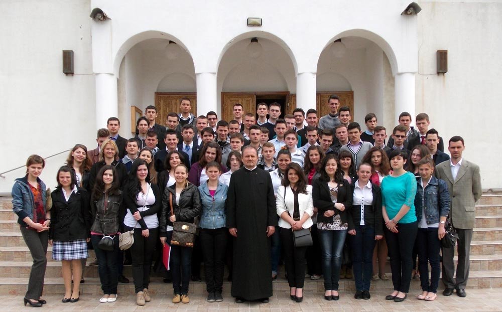 Rugăciuni către „purtătorul de biruinţă“ 86357