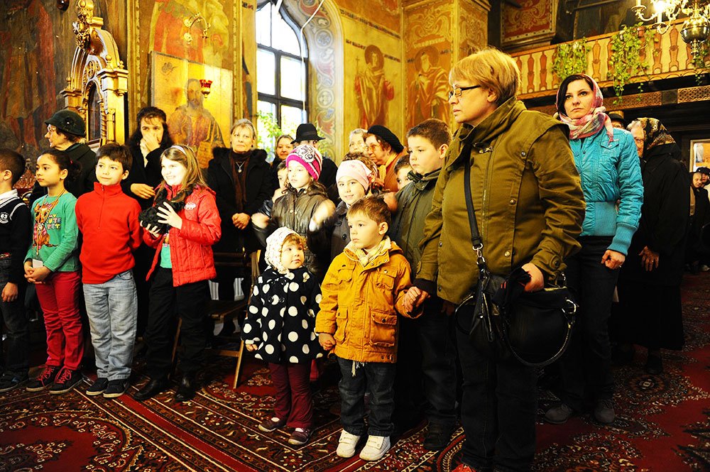 Ce (mai) este astăzi sărbătoarea? 86247