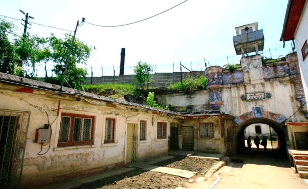 Praznicul Învierii în Penitenciarul Jilava 86211