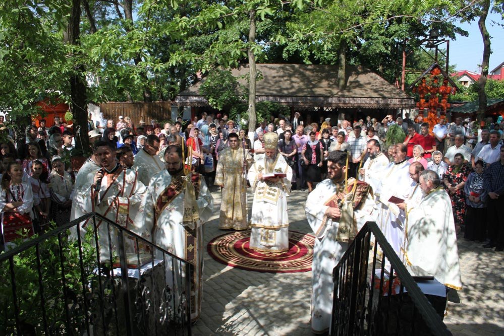 Sărbătoare în parohia gălăţeană „Sfântul Atanasie Patelarie“ 86183