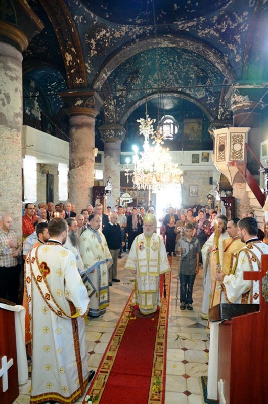 Slujire arhierească la Sulina 86185