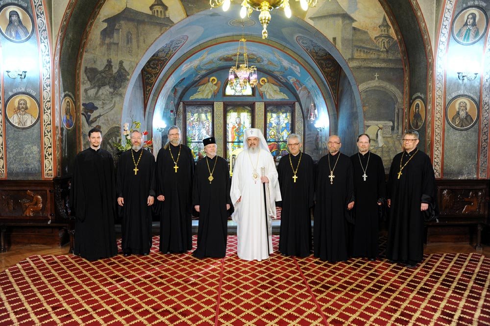 Clerici finlandezi primiţi de Patriarhul României 86161