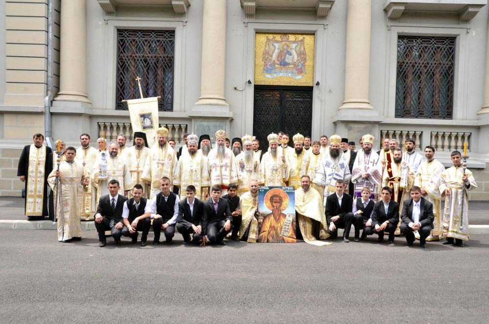 Bucurii duhovniceşti la Severin şi Lainici 86149