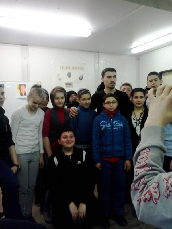 Daruri pentru nevoiaşii din Peciu Nou 86154