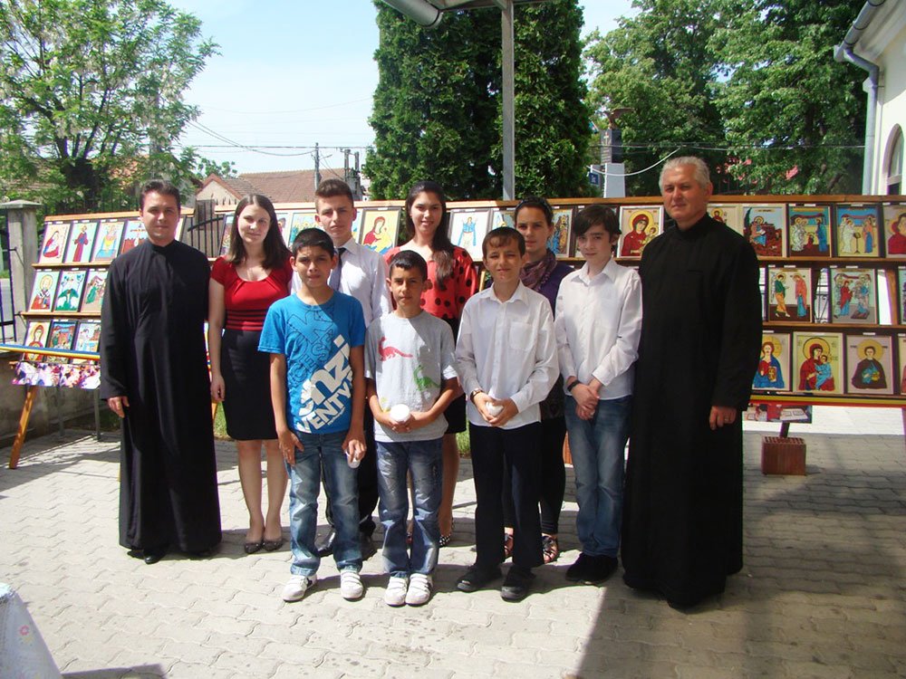 Expoziţia de icoane pe sticlă „Picătura de Rai“ 86083