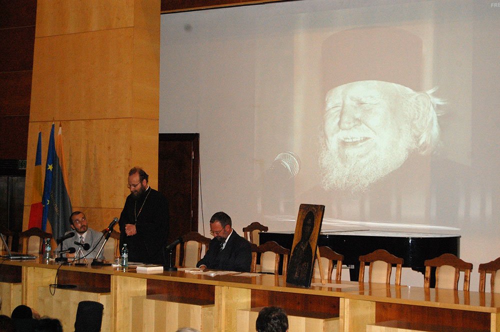 Conferinţă închinată părintelui Teofil Părăian 86035