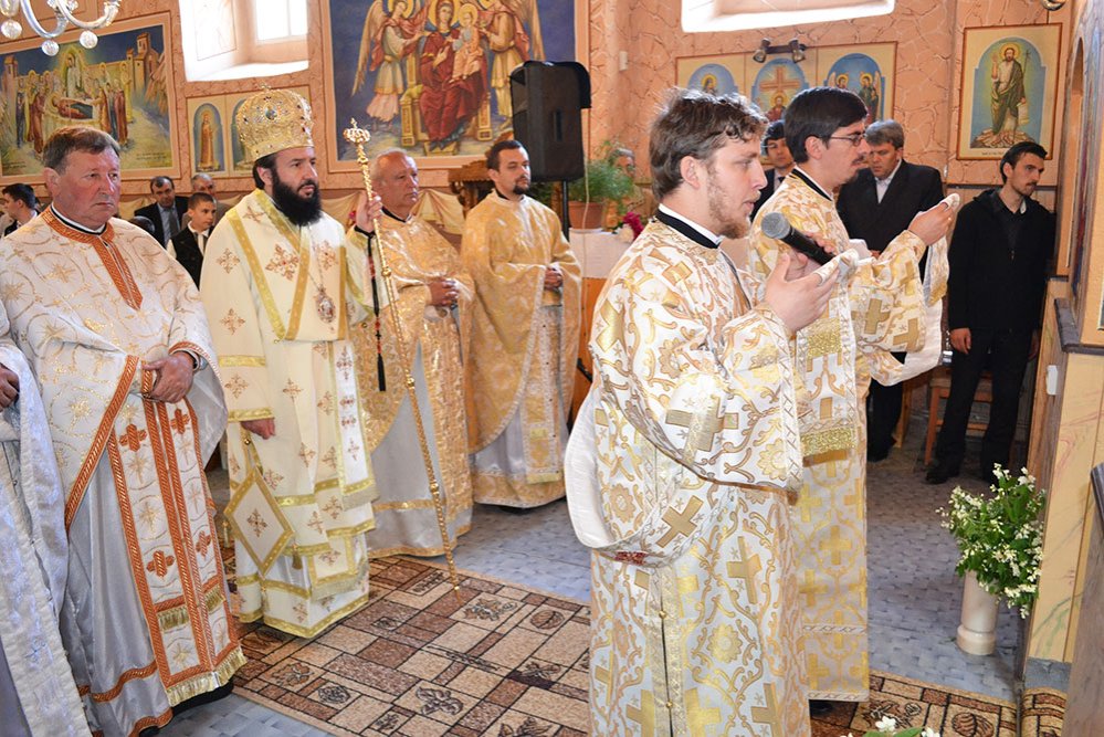 Pomenirea ierarhului Iosif Traian Badescu 86034