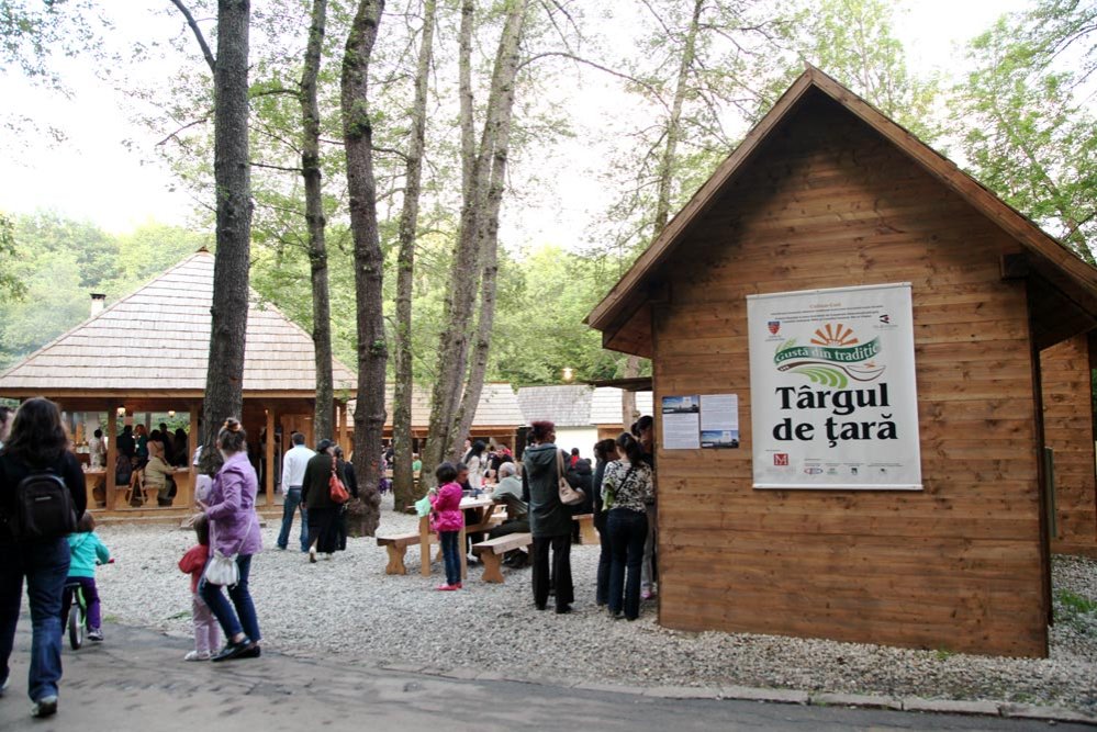 „Noaptea Muzeelor“ a adunat mii de vizitatori 85981