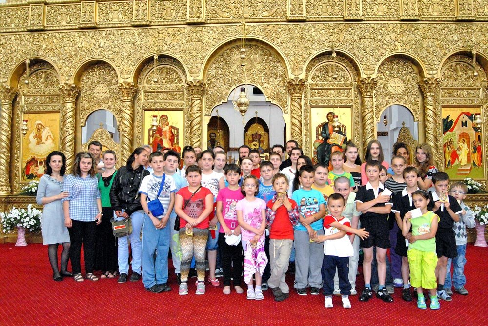 Credinţă şi istorie pentru toţi 85940