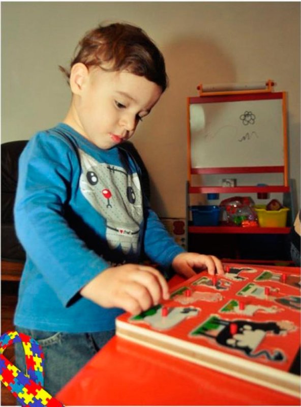 Ajută-l pe Mihnea să zâmbească! 85872