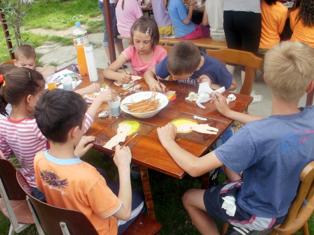 Cerc de pictură pentru copii la Gepiş 85882