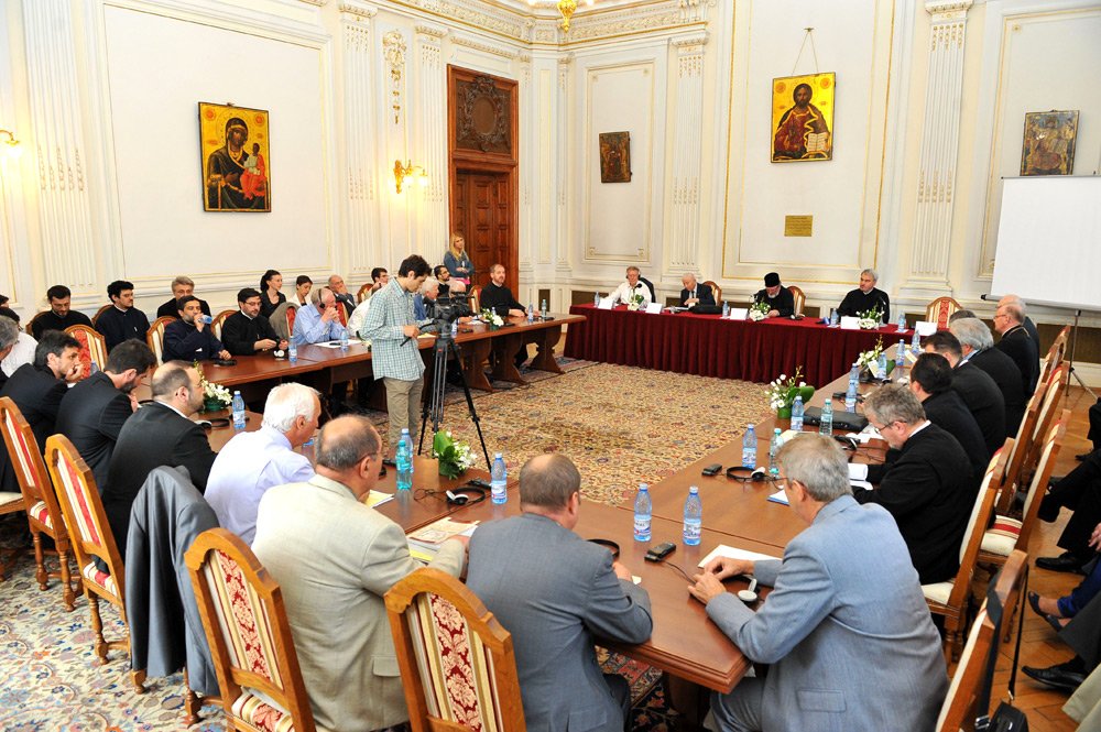 Congresul internaţional dedicat Sfinţilor Împăraţi la final 85866