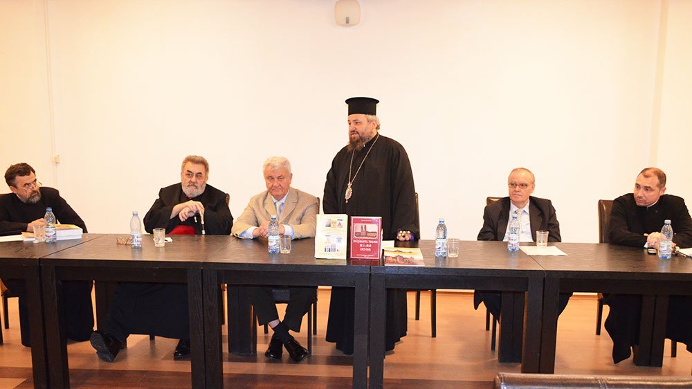 Eveniment editorial la Deva 85830