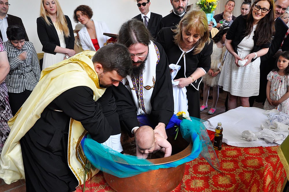 Slujire arhierească în oraşul Sölvesborg, Suedia 85796