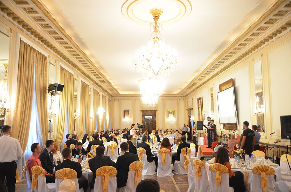 Gală aniversară la Palatul Patriarhiei 85699