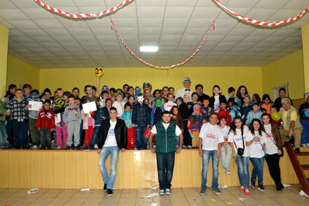 O nouă acţiune a Centrului de voluntariat al Episcopiei Caransebeşului 85618