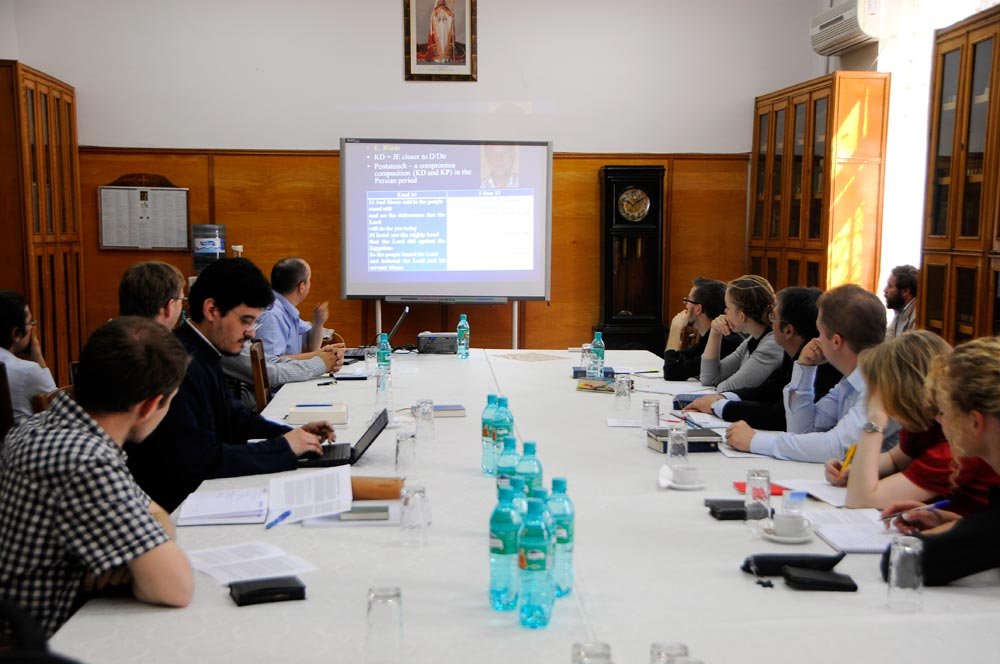 Ultima zi a colocviului de teologie biblică 85548