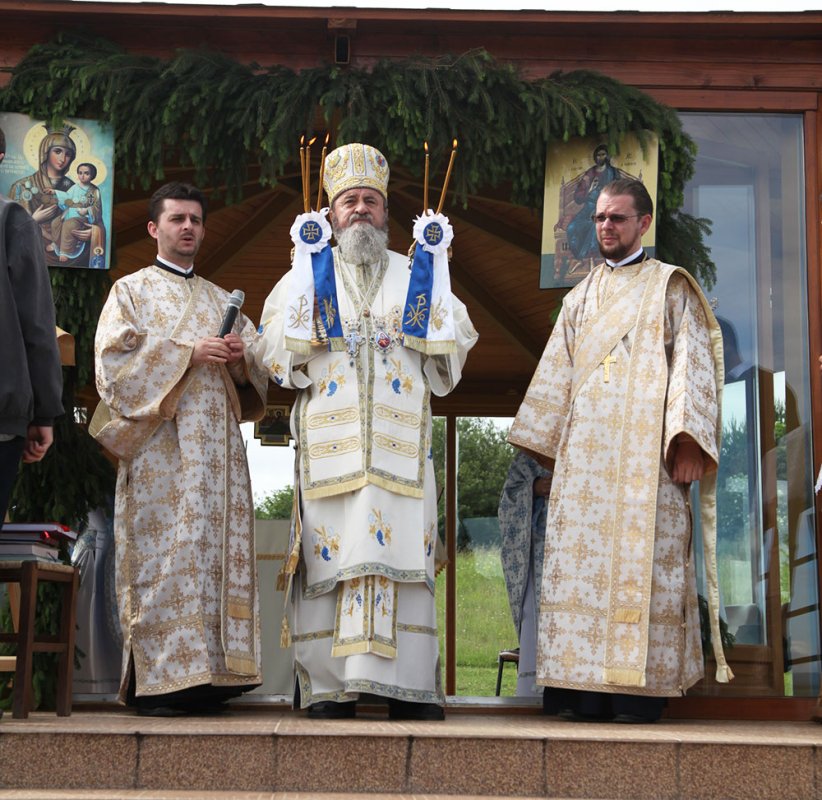 Liturghie arhierească la Schitul Augustin 85534