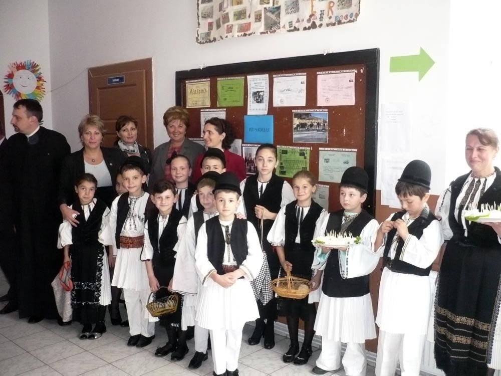 Tradiţii celebrate la Râu Sadului 85493