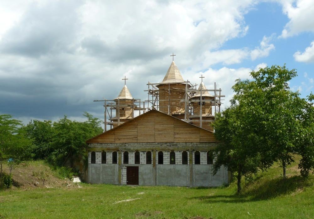 De la unitate militară la aşezământ social 85453