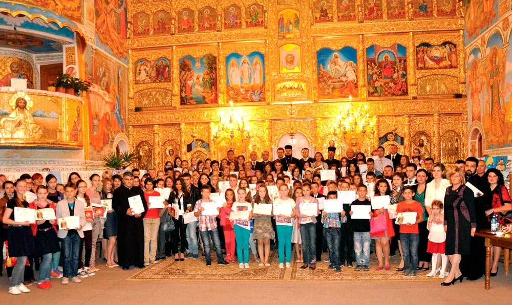 Premierea elevilor şi profesorilor din Episcopia Sălajului 85463
