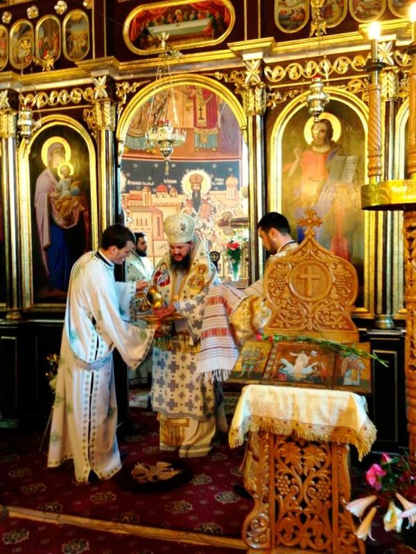 Slujbă arhierească la Parohia Bolintin Deal I, Giurgiu 85363