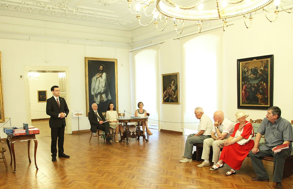 „Monarhiile secolului XXI“, lansată la Sibiu 85218