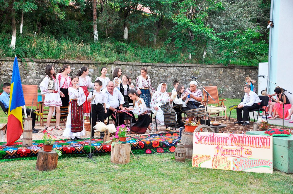 Mehedinţenii de pe malul Dunării, la „Rugă“ 85193