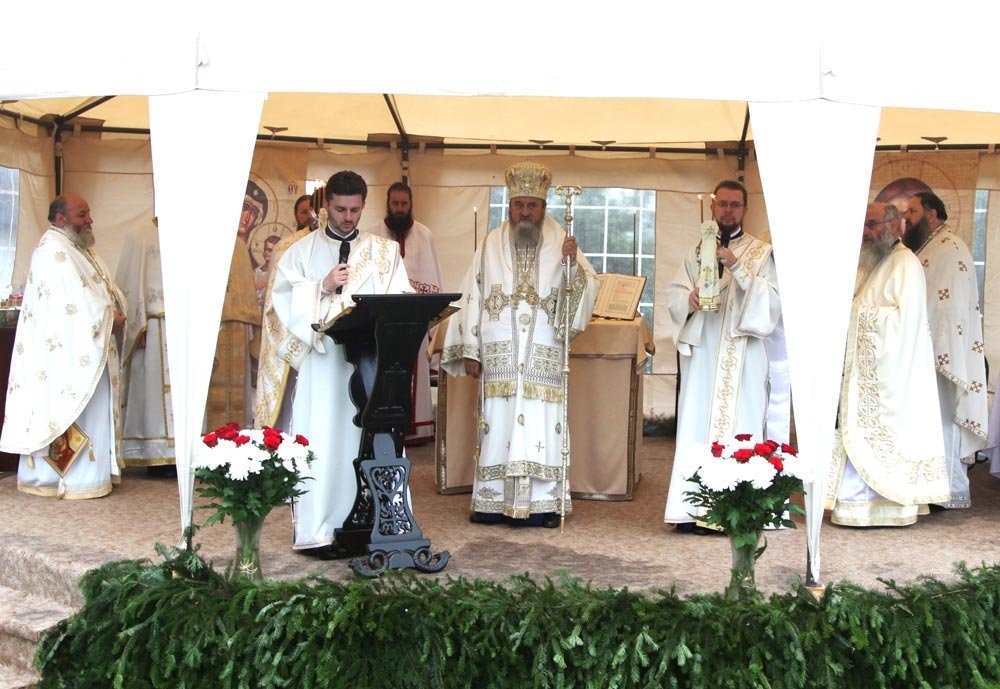 Mănăstirile transilvane şi-au cinstit sfinţii ocrotitori 85097