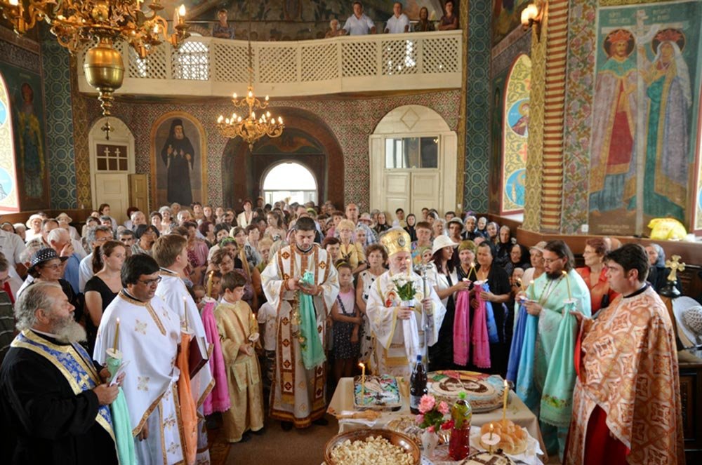 Praznic la Măcin 85089