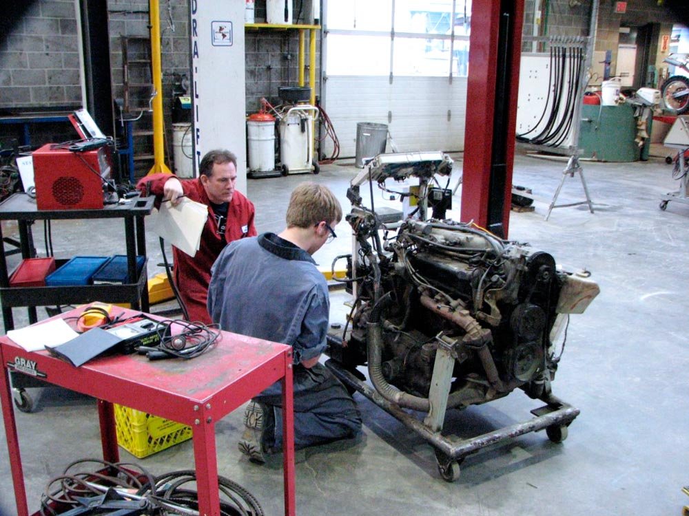 „A avea o meserie e garanţia unui trai decent“ 85045