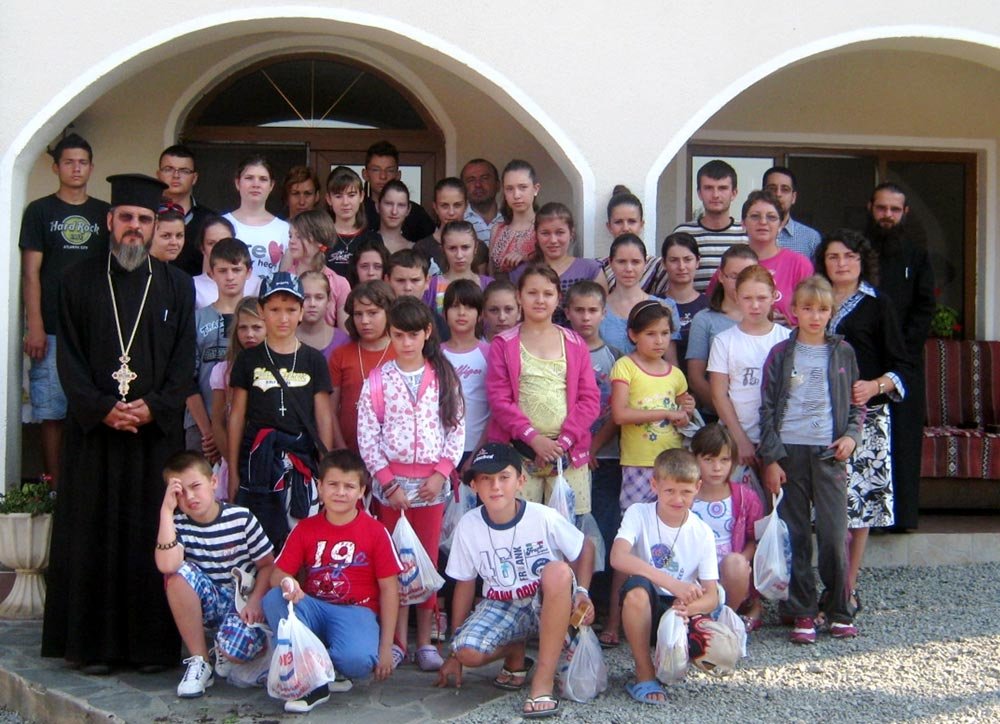 Tabăra catehetică de la Mănăstirea Strâmba 85025