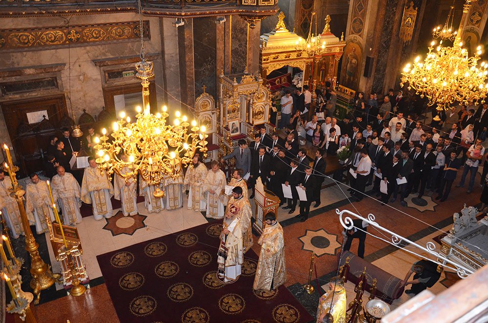 Absolvenţii Facultăţii de Teologie au depus jurământul de credinţă 84943