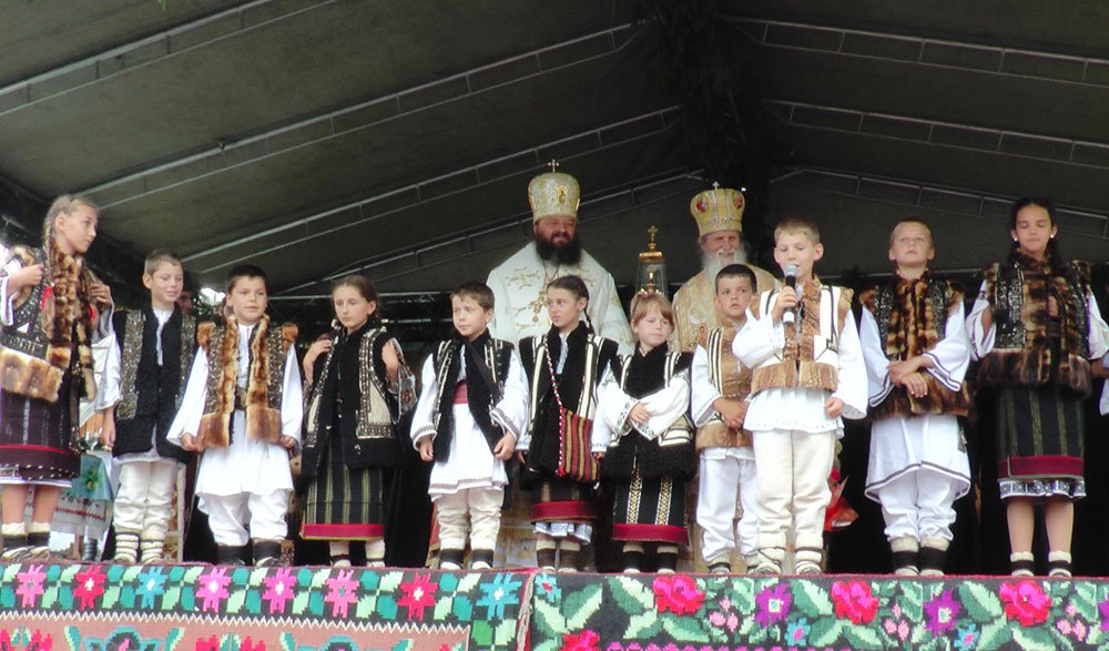 „Oamenii se sfinţesc atunci când ridică o biserică“ 84945