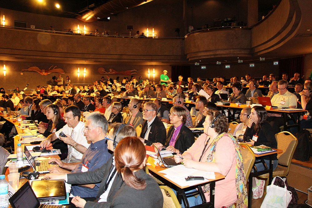 O nouă Constituţie a Conferinţei Bisericilor Europene 84896