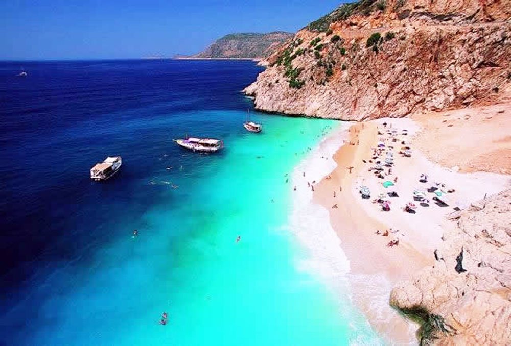 O insulă plină de vestigii creştine şi antice 84870