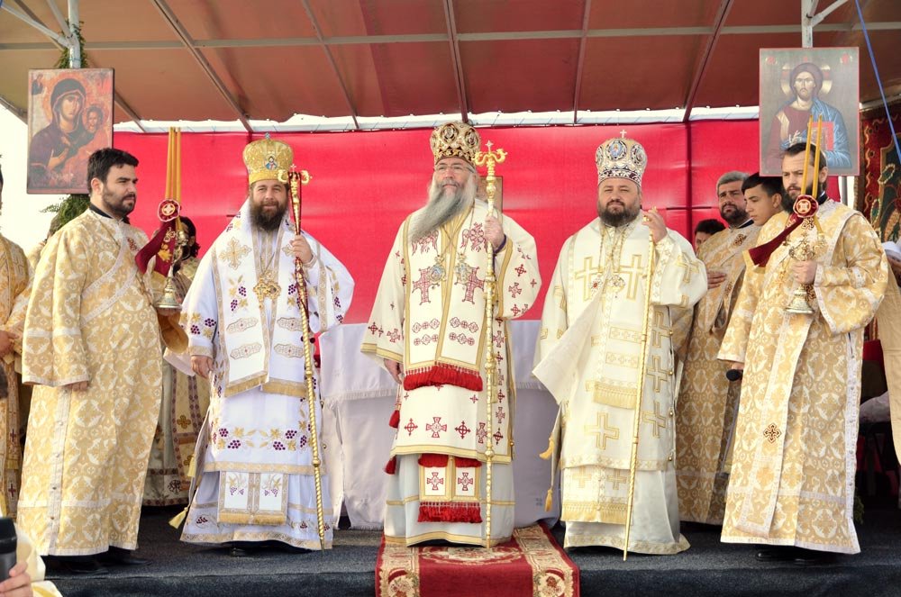 Ciumarca satului Godeanu, prilej de rugăciune pentru ferirea şi tămăduirea de boli 84824