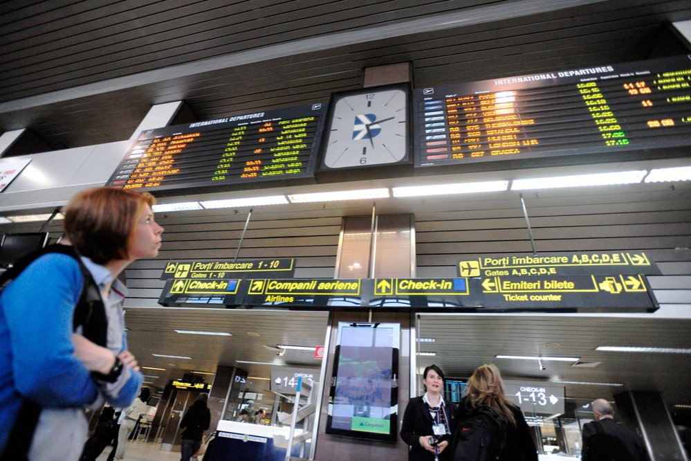 „Din păcate, acasă e o ţară tristă“ 84811