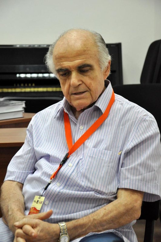 „Asta-i marea mea bucurie, să-i ajut pe tineri să progreseze“ 84808