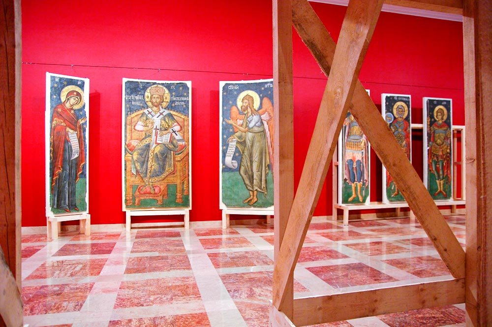 „Mărturii. Frescele Mănăstirii Argeşului“ 84790