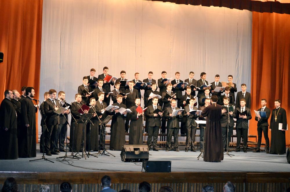 Medalie de aur pentru Corala „Armonia“ 84764