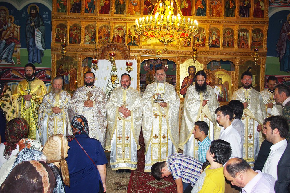 Hram la Schitul „Sf. Ioan Iacob“ din Urecheni 84415