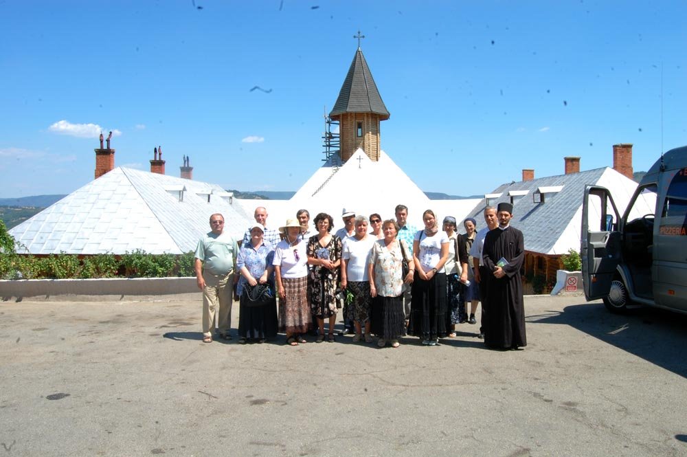 Credincioşii Parohiei Timişoara-Ronaţ în pelerinaj 84338
