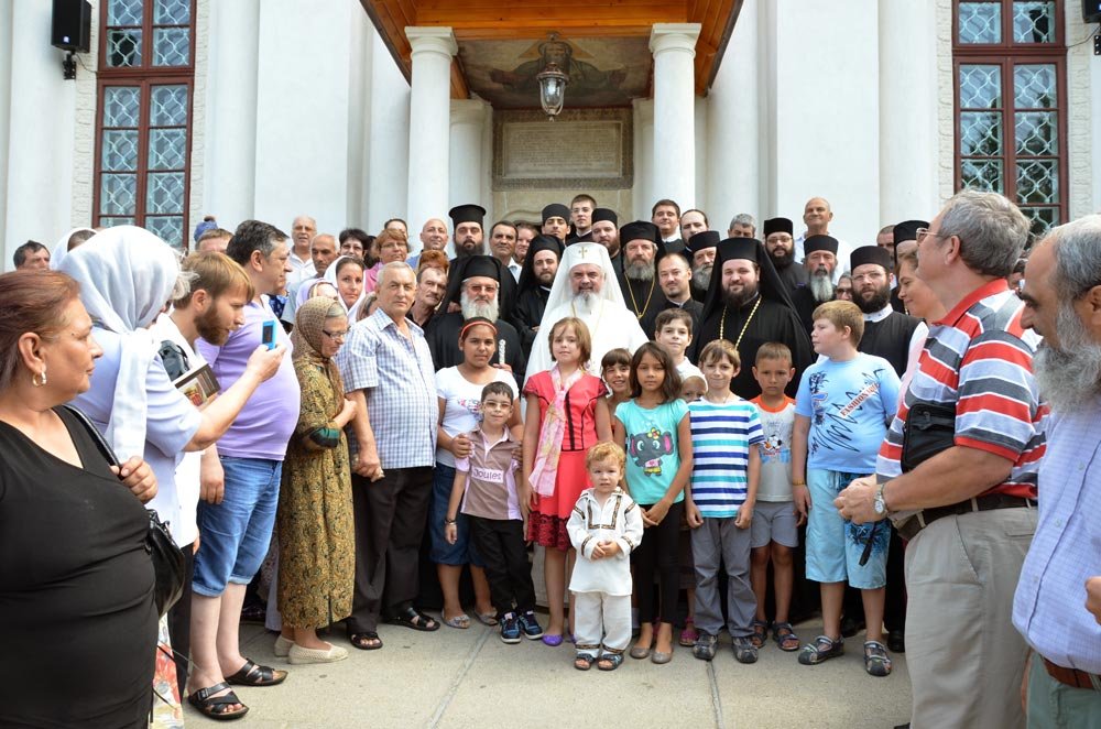 Stareţul Mănăstirii Cernica a fost hirotesit arhimandrit 84329