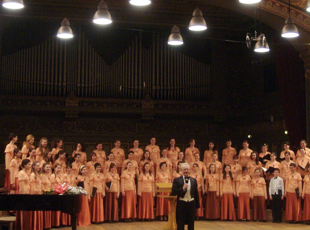 Turneu de concerte al Corului Symbol în Belgia 84313